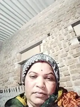 Snapshot of Bhavna_hot chatting on 12-21-25, 04:47 Bhavna hot online show from 12-21-25, 04:47
