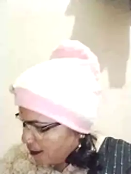 Snapshot of Bhavna_hot chatting on 01-10-26, 12:51 Bhavna hot online show from 01-10-26, 12:51