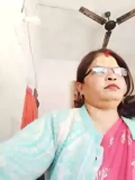 Snapshot of Bhavna_hot chatting on 02-15-26, 08:02 Bhavna hot online show from 02-15-26, 08:02