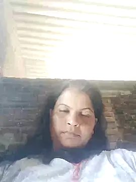 Snapshot of Bhavna_hot chatting on 06-18-26, 07:19 Bhavna hot online show from 06-18-26, 07:19