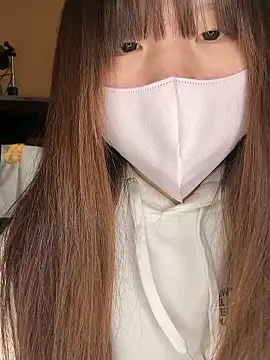 natsumiii online show from 10-21-25, 01:01