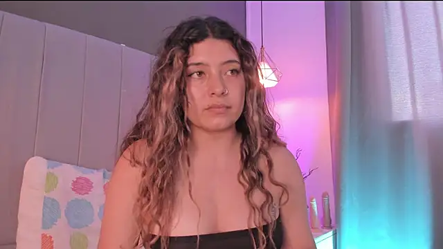 valeria rouse28 online show from 12-13-25, 08:47