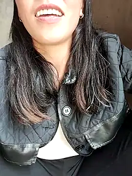 Snapshot of Sinejdk3 chatting on 10-31-25, 02:56 Sinejdk3 online show from 10-31-25, 02:56