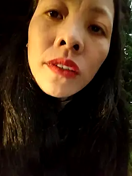 Snapshot of Sinejdk3 chatting on 11-23-25, 11:04 Sinejdk3 online show from 11-23-25, 11:04