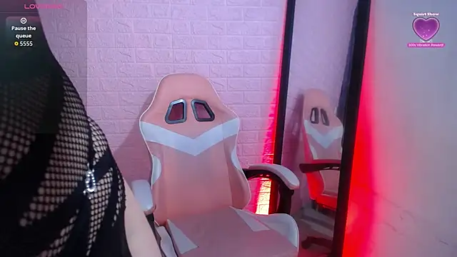 Chloe1126  online show from 04-27-26, 02:04