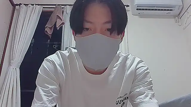 Snapshot of saitama0038 chatting on 09-10-25, 03:56 saitama0038 online show from 09-10-25, 03:56