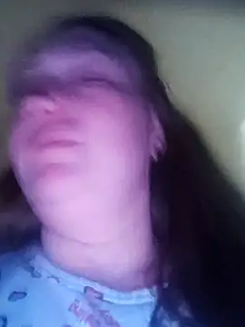 Kiss Eva online show from 02-12-26, 05:30