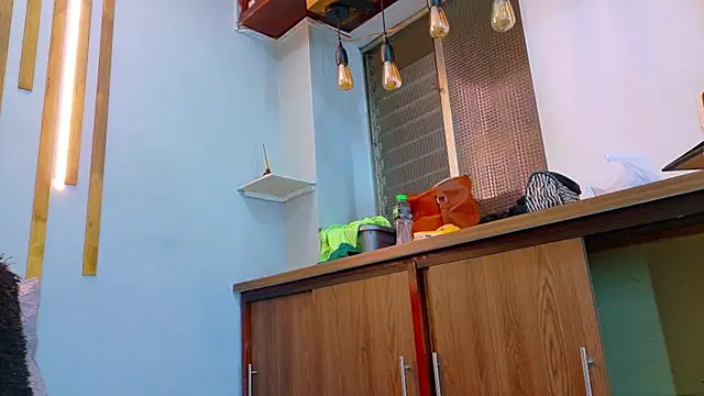 Angel saez online show from 12-19-25, 10:55