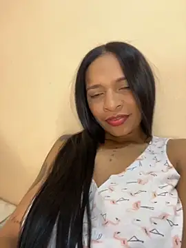 Luna025 online show from 11-18-25, 11:03