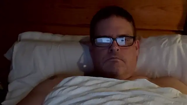 Snapshot of One_Man_For_You chatting on 11-10-25, 11:15 One Man For You online show from 11-10-25, 11:15