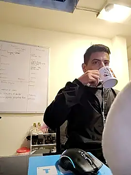 Juann-cock online show from 01-12-26, 11:37