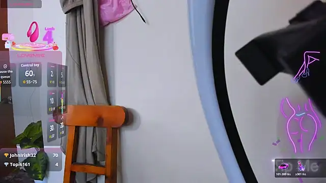 Snapshot of zou_quira chatting on 11-27-25, 01:35 zou quira online show from 11-27-25, 01:35