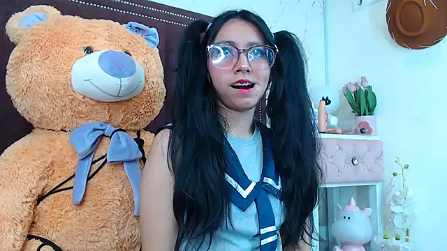 VioletxBloom online show from 10-09-25, 06:11