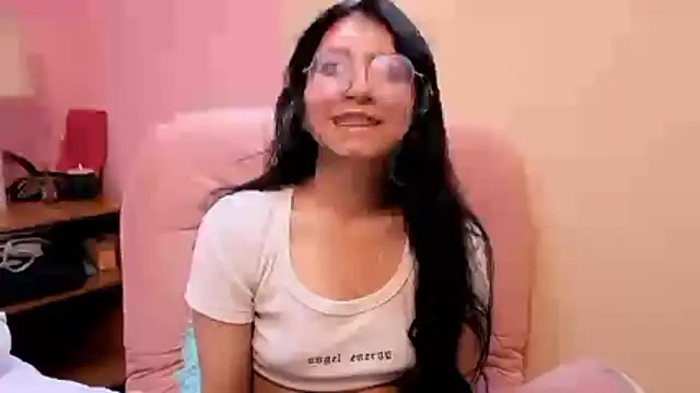 VioletxBloom online show from 04-19-26, 11:53