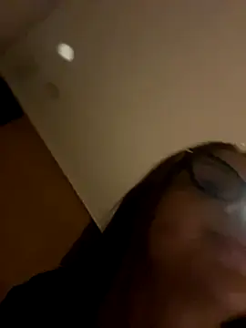 Snapshot of ChartedHallway chatting on 11-17-25, 01:22 ChartedHallway online show from 11-17-25, 01:22