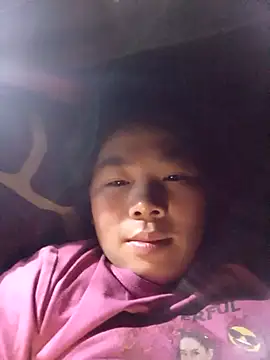 Snapshot of quynhkoolbae chatting on 10-22-25, 08:30 quynhkoolbae online show from 10-22-25, 08:30