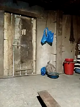 Snapshot of quynhkoolbae chatting on 10-23-25, 10:14 quynhkoolbae online show from 10-23-25, 10:14