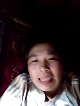 Snapshot of quynhkoolbae chatting on 10-25-25, 03:07 quynhkoolbae online show from 10-25-25, 03:07