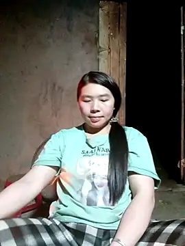 Snapshot of quynhkoolbae chatting on 11-05-25, 12:27 quynhkoolbae online show from 11-05-25, 12:27