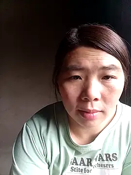 Snapshot of quynhkoolbae chatting on 11-06-25, 12:44 quynhkoolbae online show from 11-06-25, 12:44