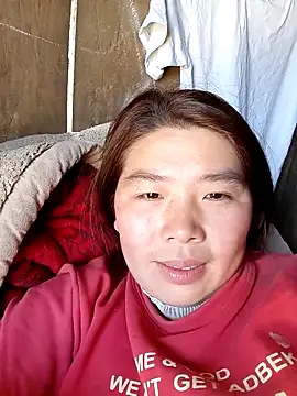 Snapshot of quynhkoolbae chatting on 11-14-25, 06:23 quynhkoolbae online show from 11-14-25, 06:23