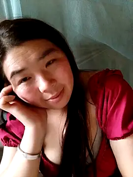 Snapshot of quynhkoolbae chatting on 11-18-25, 05:23 quynhkoolbae online show from 11-18-25, 05:23