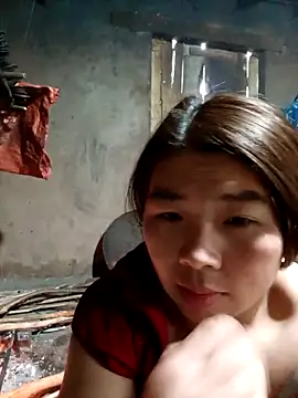 Snapshot of quynhkoolbae chatting on 11-19-25, 02:44 quynhkoolbae online show from 11-19-25, 02:44