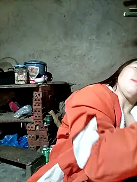 Snapshot of quynhkoolbae chatting on 11-20-25, 02:01 quynhkoolbae online show from 11-20-25, 02:01