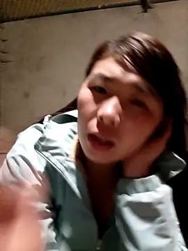 Snapshot of quynhkoolbae chatting on 11-26-25, 01:01 quynhkoolbae online show from 11-26-25, 01:01