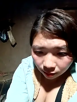 quynhkoolbae online show from 12-19-25, 12:45