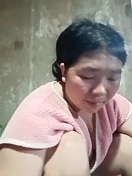 Snapshot of quynhkoolbae chatting on 05-09-26, 01:16 quynhkoolbae online show from 05-09-26, 01:16