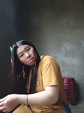 Snapshot of quynhkoolbae chatting on 06-03-26, 03:09 quynhkoolbae online show from 06-03-26, 03:09