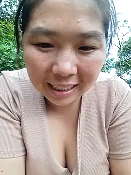 Snapshot of quynhkoolbae chatting on 06-15-26, 11:12 quynhkoolbae online show from 06-15-26, 11:12