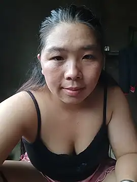 Snapshot of quynhkoolbae chatting on 07-10-26, 12:48 quynhkoolbae online show from 07-10-26, 12:48