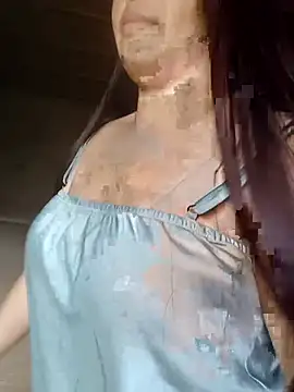 Snapshot of quynhkoolbae chatting on 07-15-26, 03:12 quynhkoolbae online show from 07-15-26, 03:12