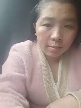 Snapshot of quynhkoolbae chatting on 07-19-26, 03:32 quynhkoolbae online show from 07-19-26, 03:32