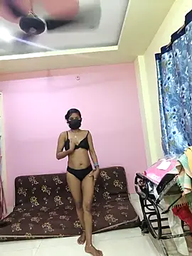 mounika26 online show from 09-19-25, 05:57