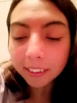 Snapshot of MoonBlueSex chatting on 09-12-25, 04:23 MoonBlueSex online show from 09-12-25, 04:23