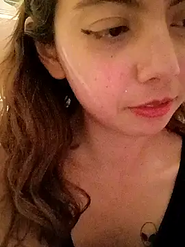 Snapshot of MoonBlueSex chatting on 11-01-25, 05:09 MoonBlueSex online show from 11-01-25, 05:09