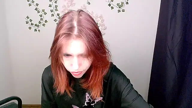 Snapshot of GuessMe___ chatting on 06-10-26, 08:52 GuessMe online show from 06-10-26, 08:52