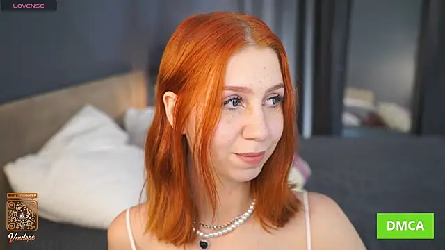 Snapshot of Venelopa chatting on 11-09-25, 03:32 Venelopa online show from 11-09-25, 03:32