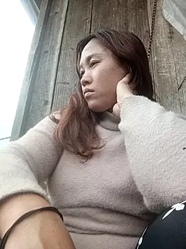 miumiu 00 online show from 10-26-25, 05:24