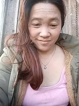 miumiu 00 online show from 12-19-25, 02:29