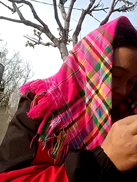 Snapshot of miumiu_00 chatting on 03-03-26, 09:37 miumiu 00 online show from 03-03-26, 09:37