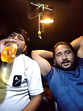 Snapshot of VijayLover69 chatting on 09-22-25, 03:58 VijayLover69 online show from 09-22-25, 03:58