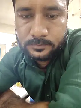 Snapshot of VijayLover69 chatting on 09-23-25, 12:08 VijayLover69 online show from 09-23-25, 12:08