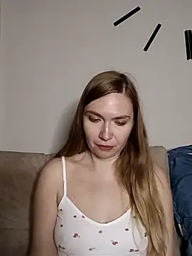 KisaVixen online show from 04-25-26, 05:10