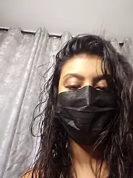 Indian GlowingMiax online show from 04-27-26, 07:06