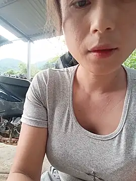 linda bae00 online show from 07-25-26, 11:13