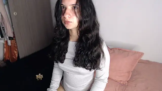   abrill   online show from 11-02-25, 04:26